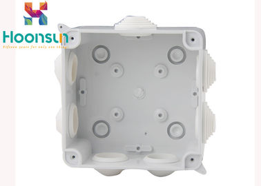 IP65 Putih Tahan Air Kotak Persimpangan Kabel Gland 100 * 100 * 70 Ukuran Dengan PVC Stopper